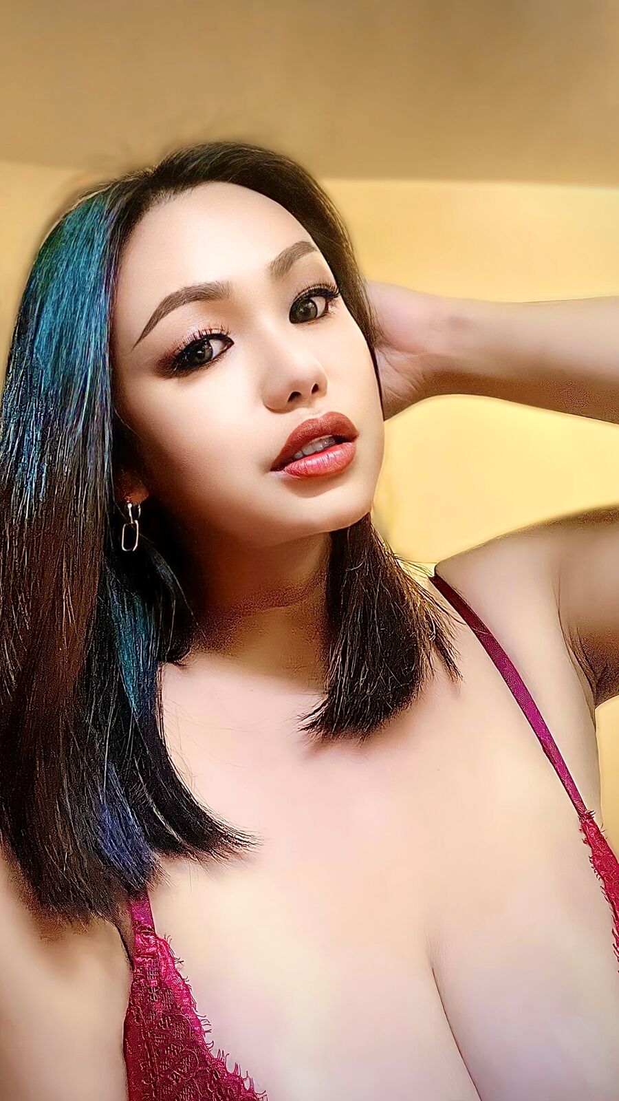 DianaCortney erotic portrait