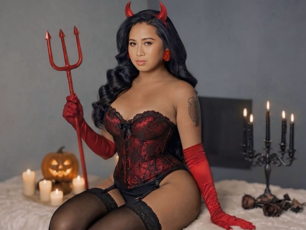 ValerieCampbell trans cam profile