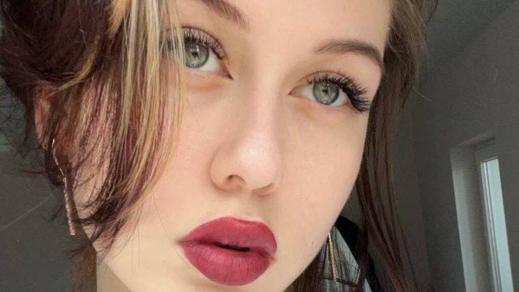 LanoraPurkett's profile from Jasmin at GirlsOfJasmin'