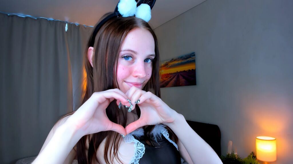 MonaBunyard's profile from Jasmin at GirlsOfJasmin'