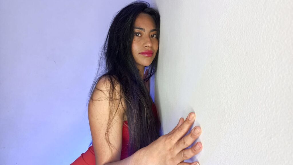 EmilyMicha's profile from Jasmin at GirlsOfJasmin'