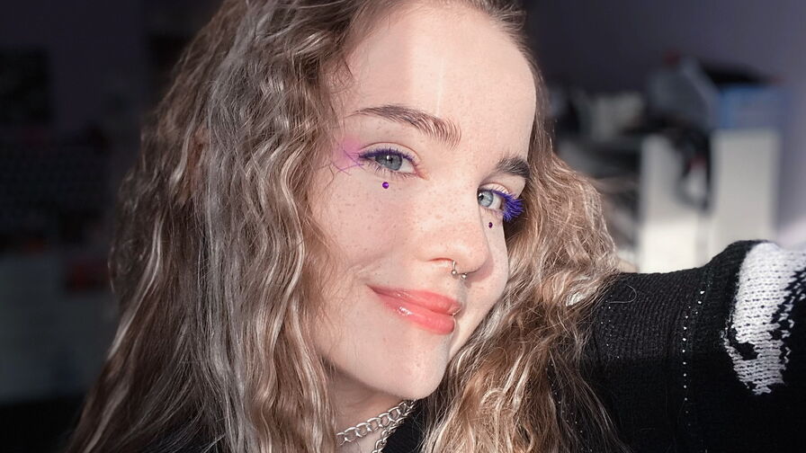 EmilyLunelle Porn Profile