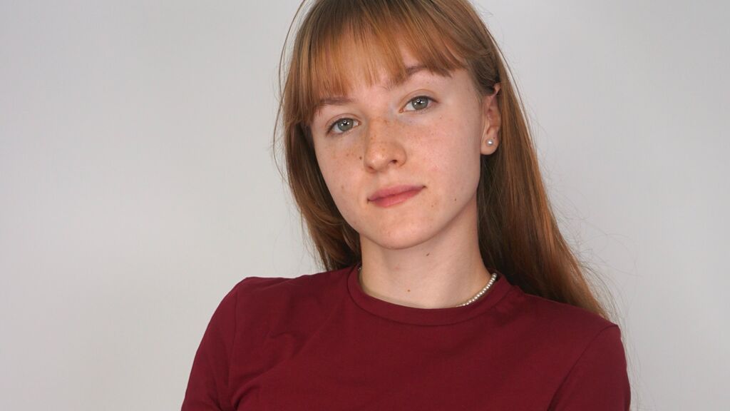 DeannWenclawiak's profile from Jasmin at GirlsOfJasmin'