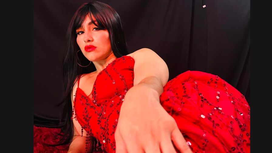 Chat with VannesaWilliams live on AsianCamModels.com