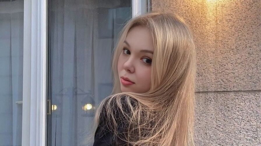 Live Sex Chat with AnnaSebastian