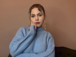 EdytCleeton Cam privates