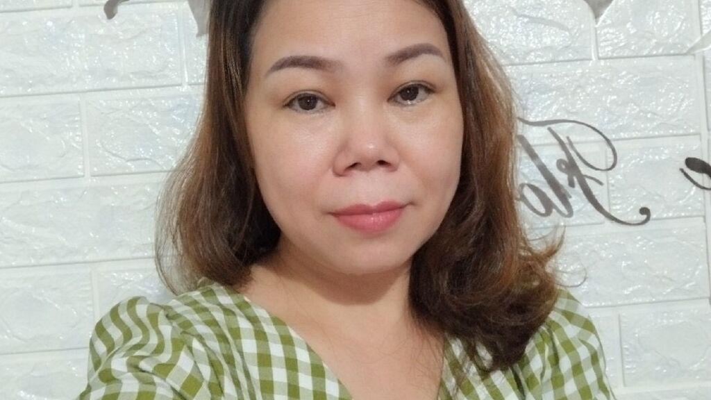  online at GirlsOfJasmin