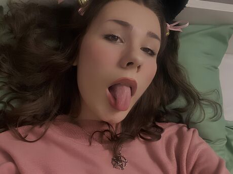 Chat with CoralineKat