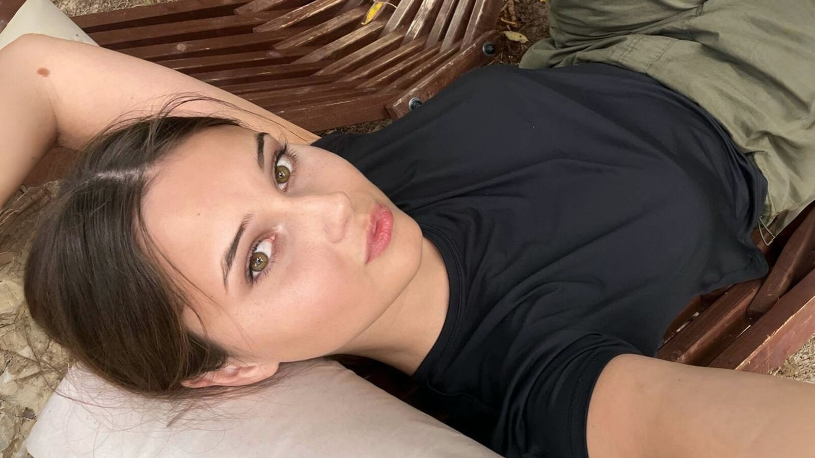 IrisRass erotic portrait