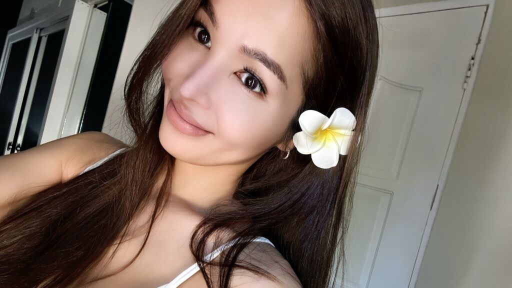 ArisaHamasaki live cam model at LiveJasmin
