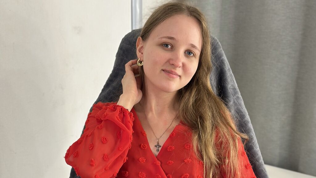 AmandaBlossom's profile from Jasmin at GirlsOfJasmin'