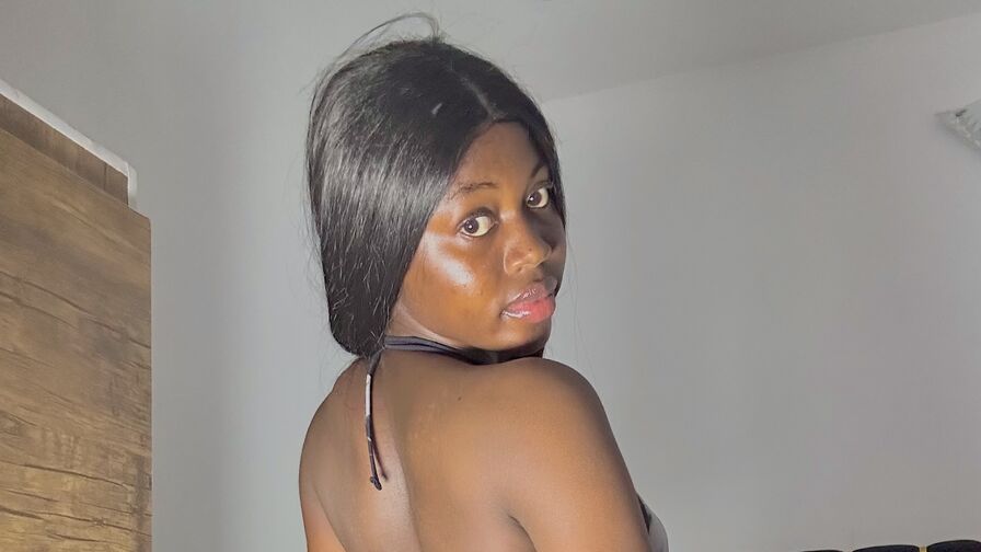 Watch MartinWealth live on PORNOGIF