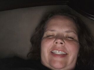 Webcam model LoriSnults from LiveJasmin