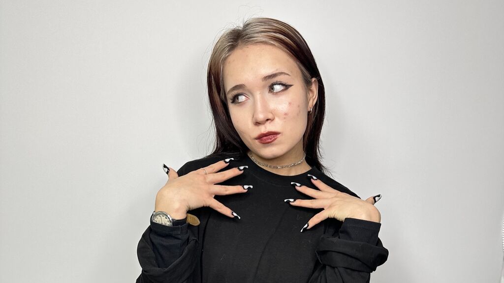 AlodiaCommander's profile from Jasmin at GirlsOfJasmin'