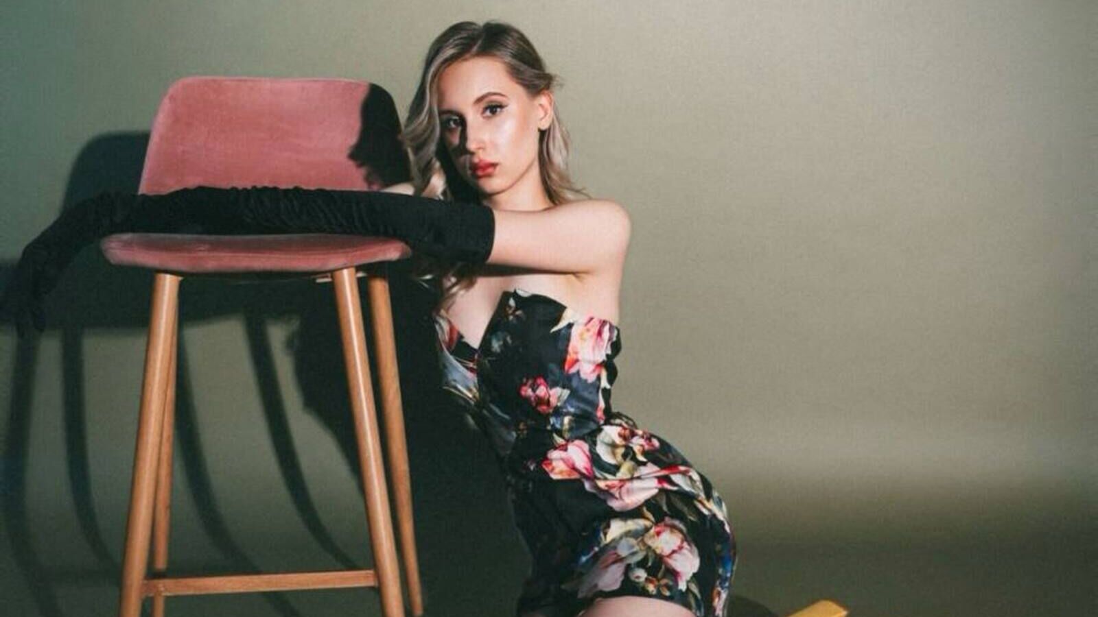 AngelikaLarson glamour portrait