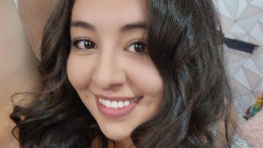 Watch ShantaRodriguez live on Pparser