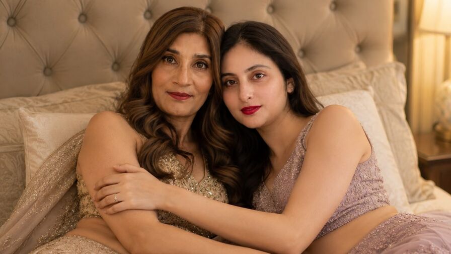 SarahAndSophia Cumshow Vip
