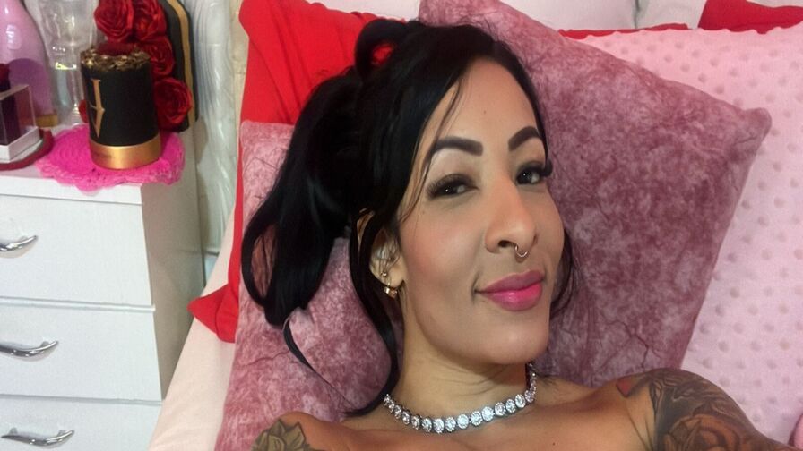 LadyRussell Live Sex Chat at GPX Cams