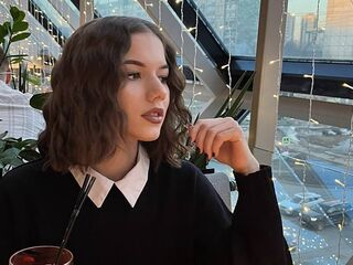 adult chatting JuliaMury