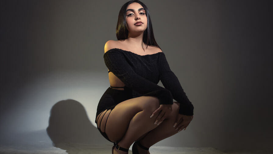 Close up, Dancing, Dildo, Fingering, Oil, Roleplay, Striptease, Vibrator, Deepthroat, Double penetration, Footsex, Snapshot, Twerk