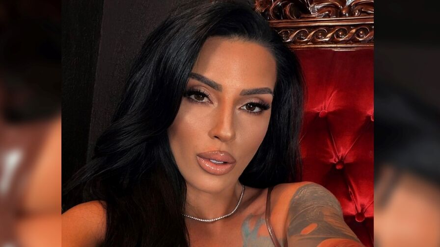 DavinaFraser's live cam