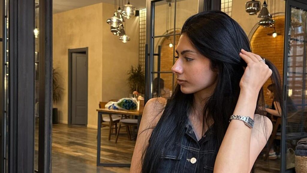 JaniceJounes's profile from Jasmin at GirlsOfJasmin'