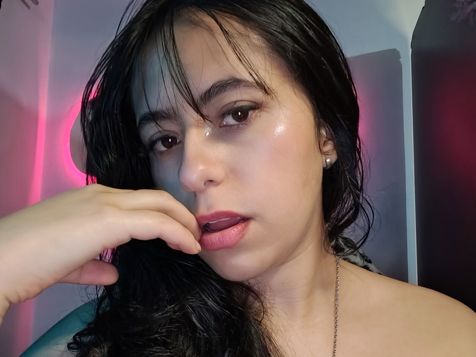 Live cam for JulietaTem