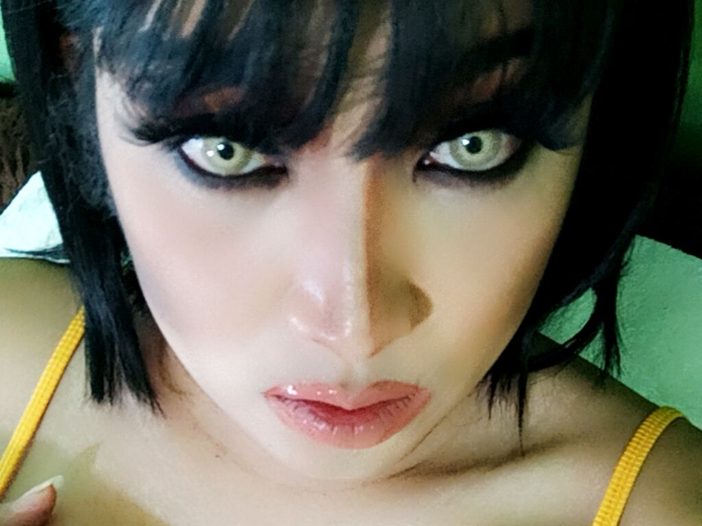 SabrinhaWolf LiveJasmin Cam2Cam profile photo