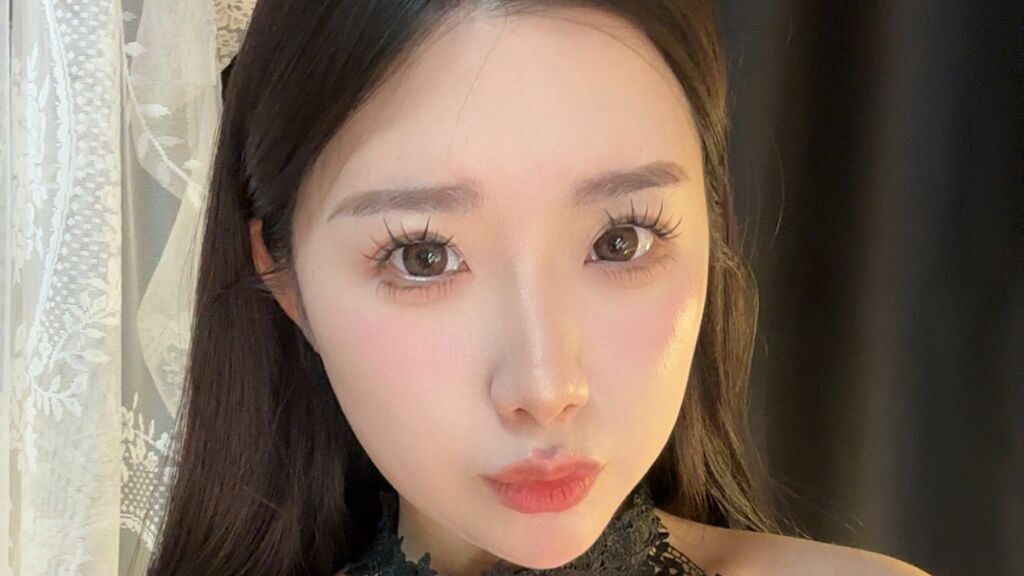 fangfu's profile from Jasmin at GirlsOfJasmin'