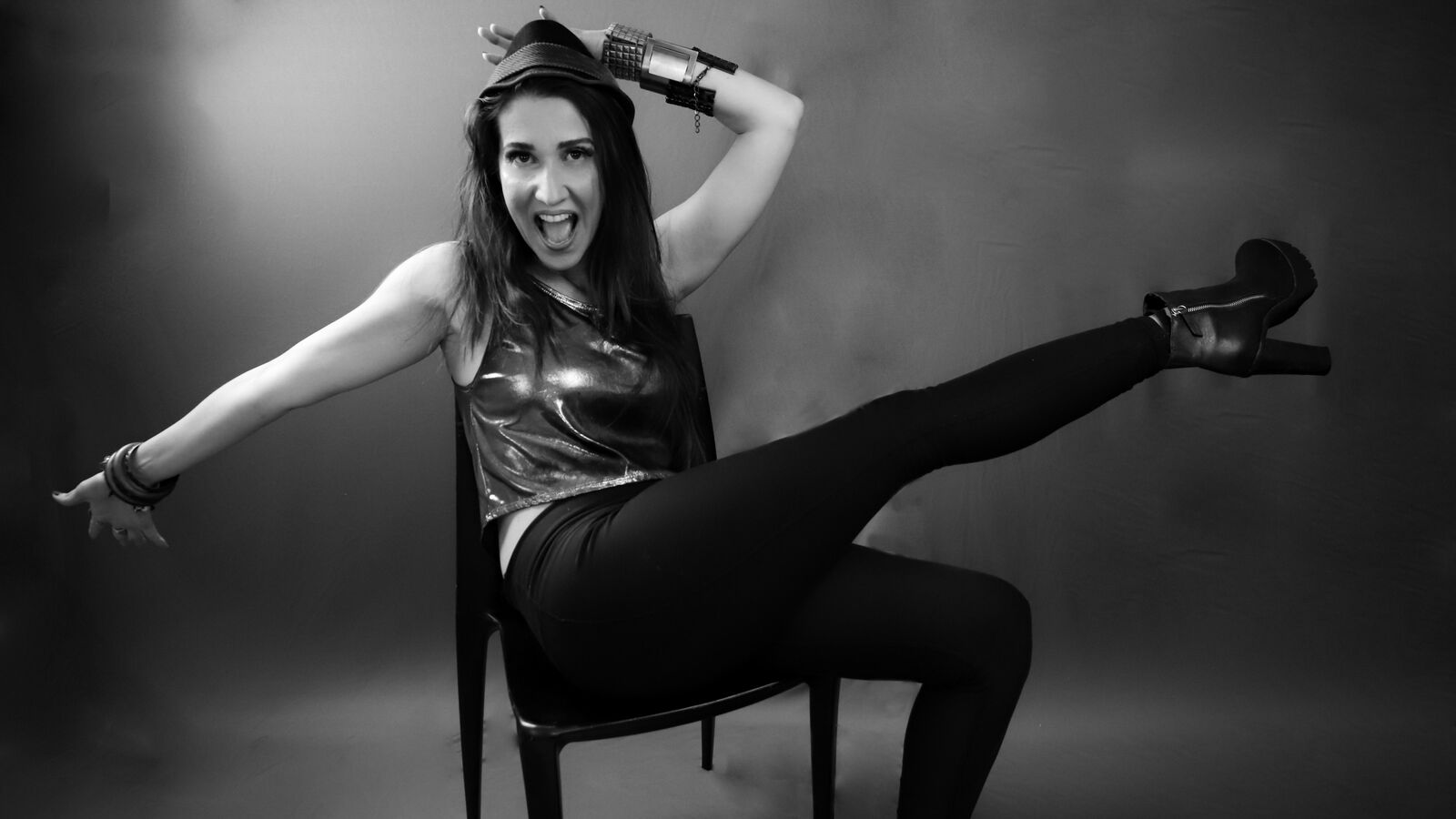 LaraRamos erotic portrait