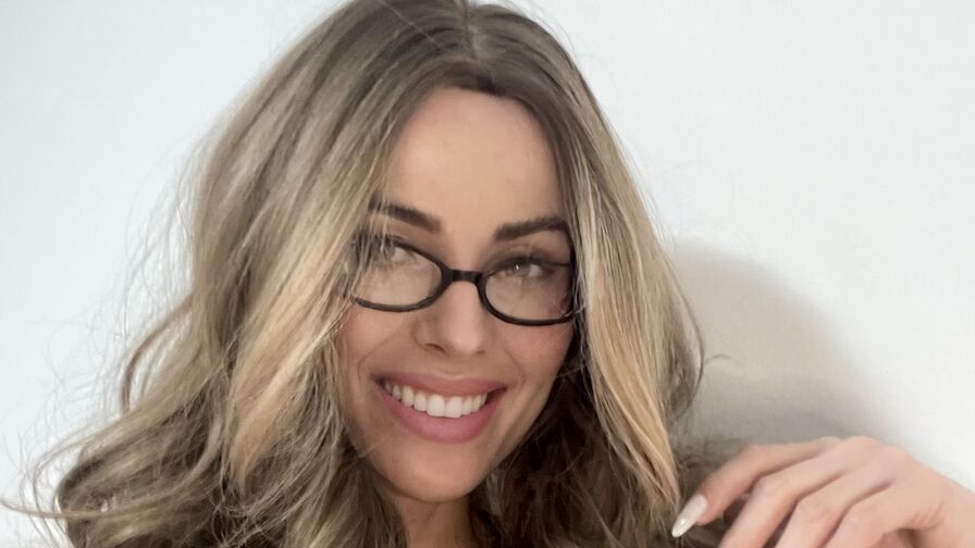 Watch OliviaDominic live on jobsporn.net