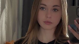 Free Nude GilberteTupin