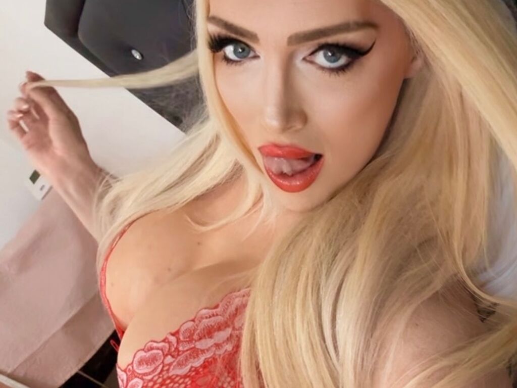 BarbiBentley – webcam model profile photo