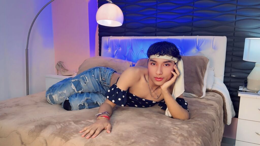 Sex chat gratuit in direct cu ThiagoMeyer pe LiveJasmin