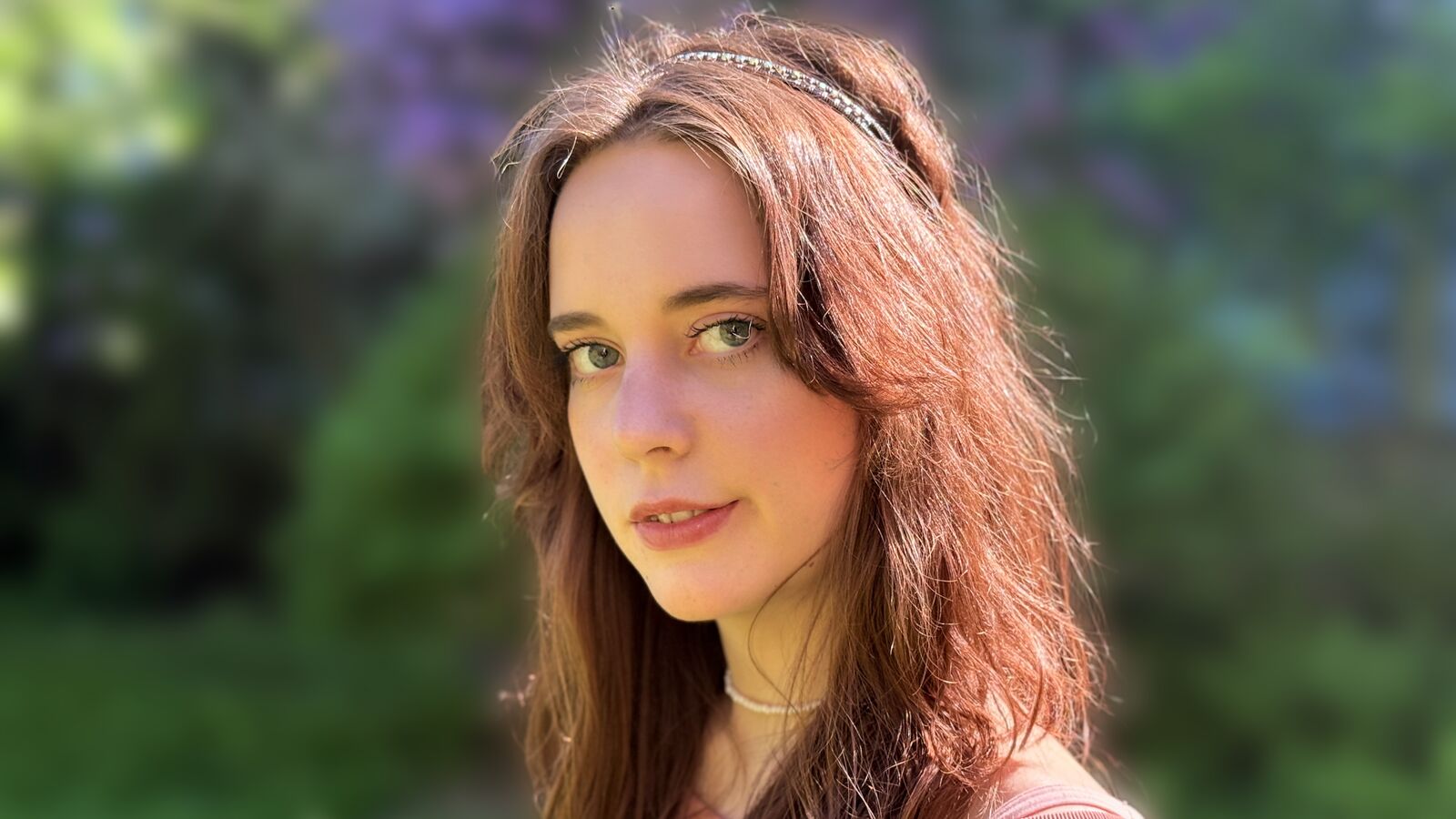 KessieKirat glamour portrait