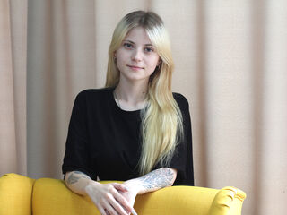 LisaAnler Porn Show