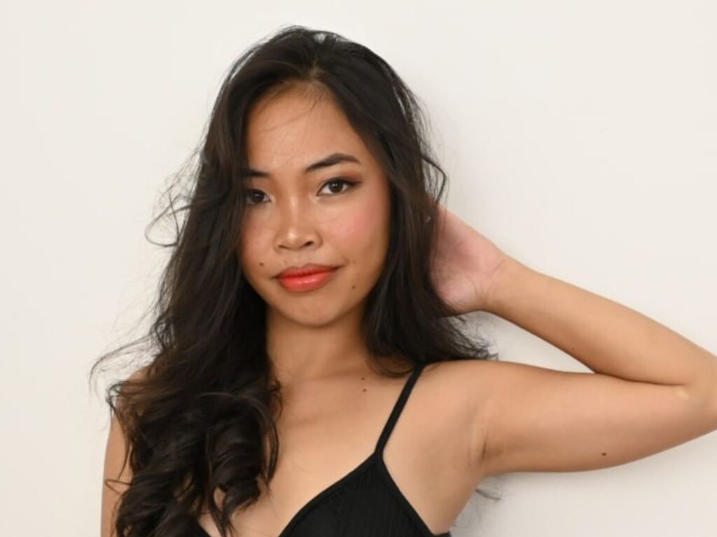 YumiLeez – webcam model profile photo