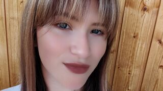 KristinaGrays Live Webcam on LiveJasmin