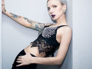 AlexaZaryanova Live Cam Model