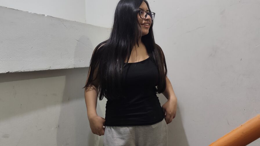 MaryioriSaravia Free Naked Private