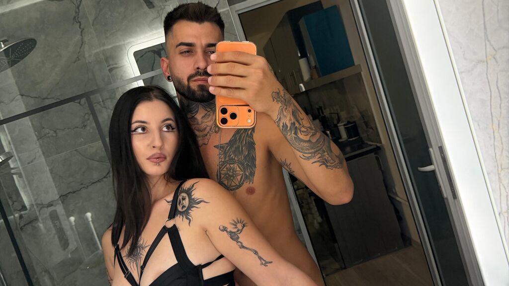 AddieDane Live Chat on LiveJasmin