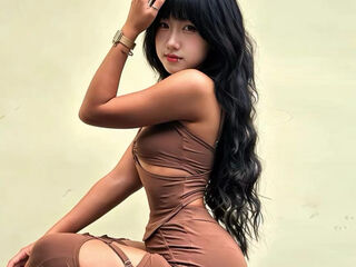 free chatting online LouiseEve