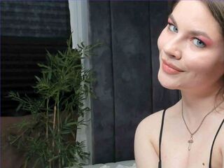 cwenebeardsley Place To Chat With Strangers livejasmin