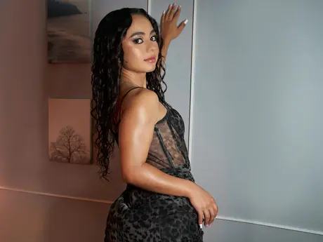 Chat with SofiaBrank