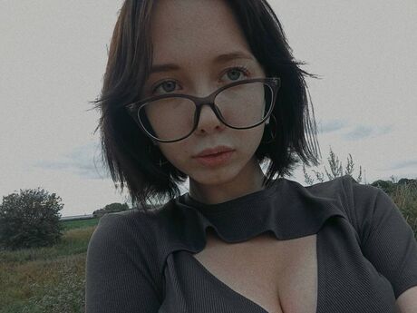 Chat with PamelaMcGee