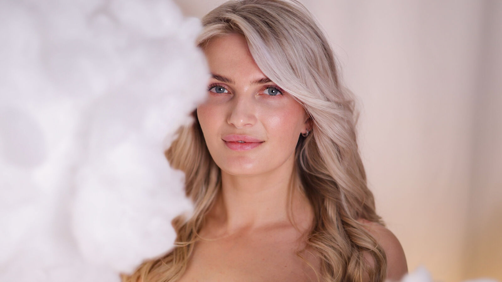 MaryLourens erotic portrait