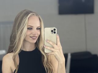 ArinaRis Petite webcam