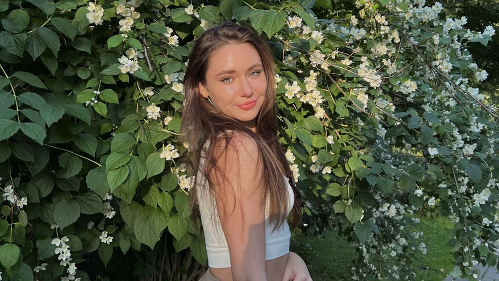 DorisHenwood online on GirlsOfJasmin