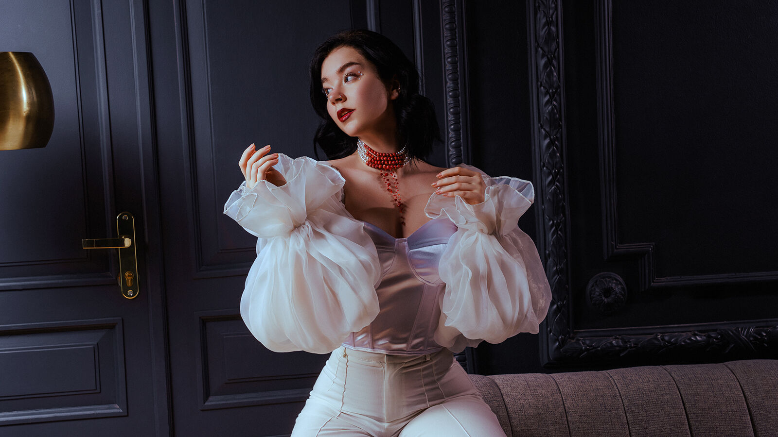 KiraBeaumont erotic portrait