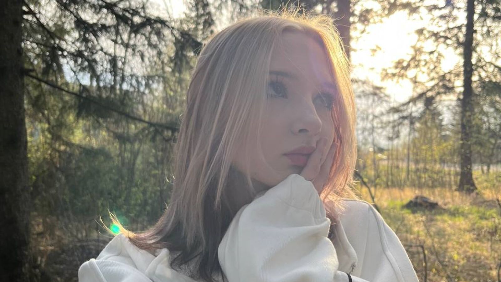 LilyKross erotic portrait